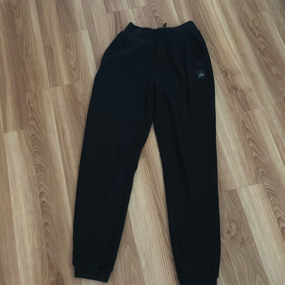 Alo yoga waffle weekend escape jogger. Size  xxs